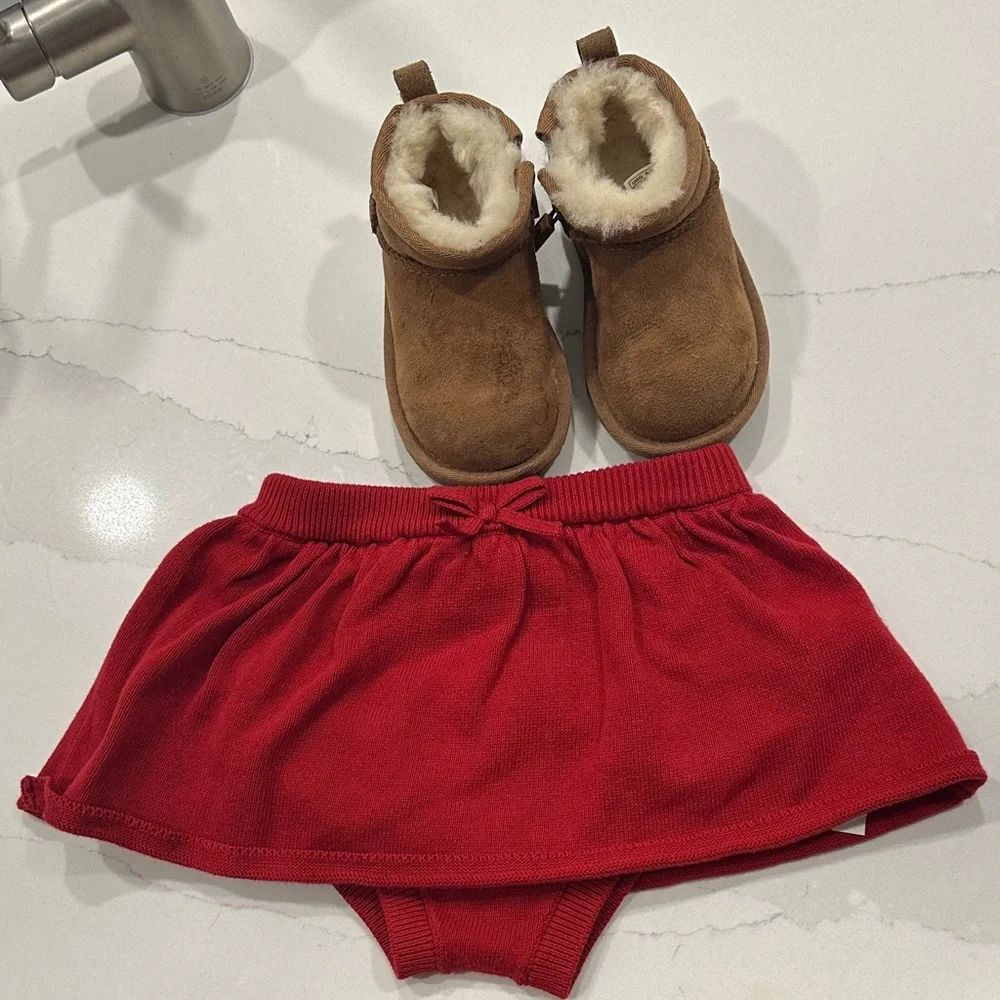 Red Knit Baby Bloomers